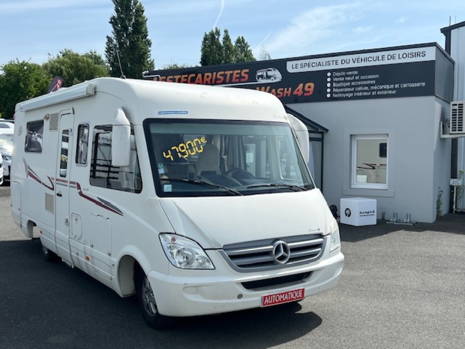 camping car LE VOYAGEUR SERIE 8 LVX 850 SP 2009